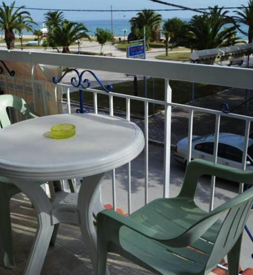 Zorbas Sand Aparthotel Flogita Exterior photo